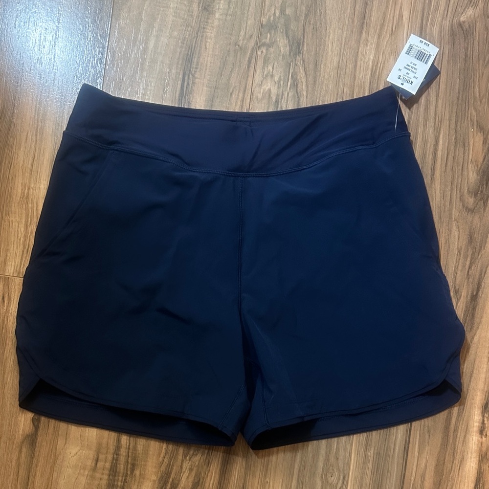 Lands End comfort waist 5” board shorts size 12